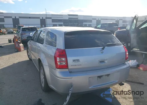 2005 Dodge Magnum Se z USA, uszkodzony, nr VIN 2D4FV48V45H146832